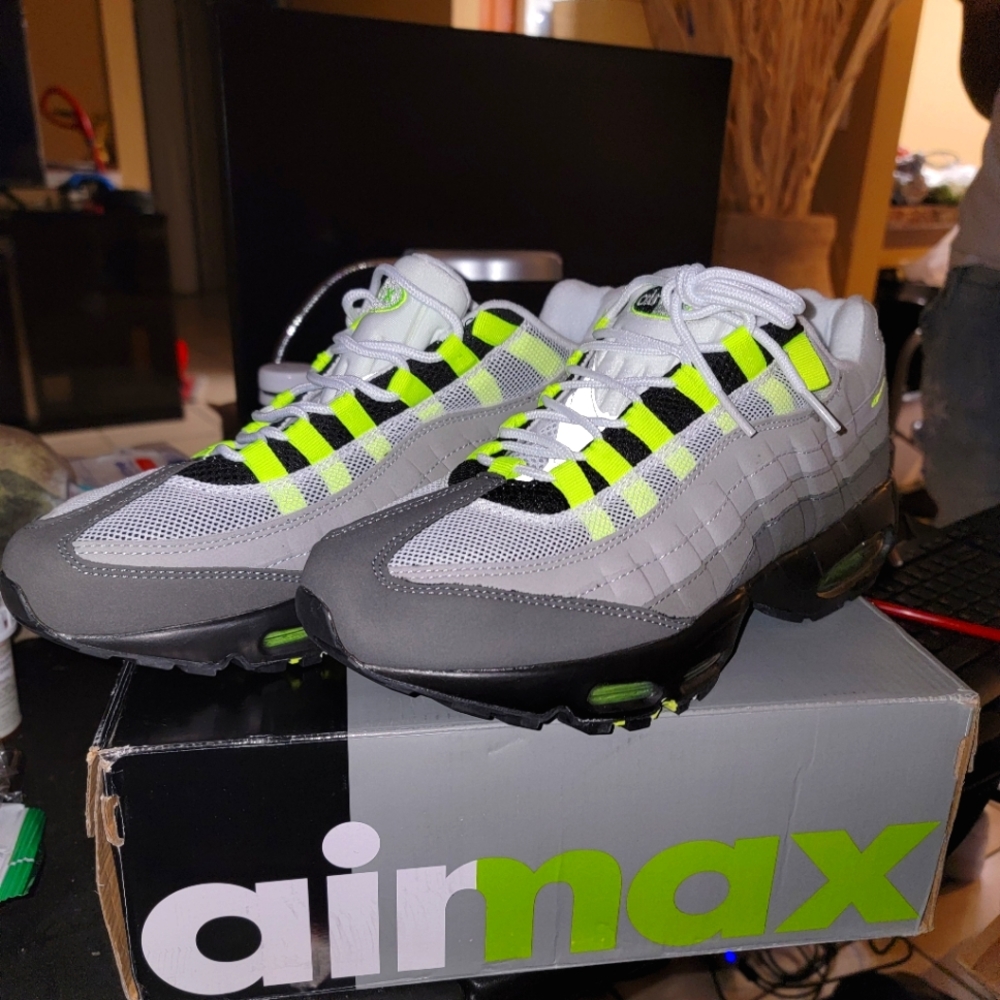 '95 Nike Airmax